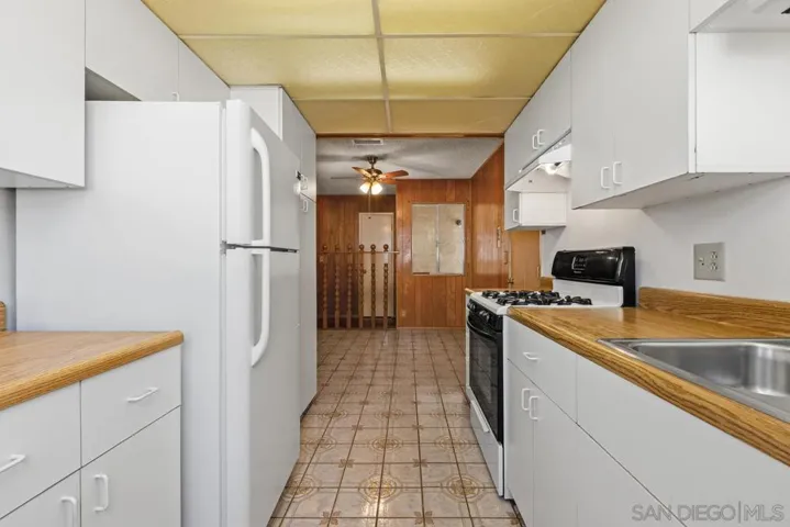 5130 E Parker St, Oceanside, California 92057