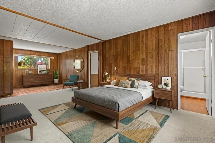 Bedroom 3 (Primary): https://zimg.paragon.ice.com/ParagonImages/Property/PA/SDMLS/-526633/26/533/400/51ecd283dcb85c427e1094a8b0201dc2/3/6729d6efaa4cb4e5dbe00a11987741bb/-526633-5890ecc7-bfe9-4db5-9146-41c2f137e47d.JPG