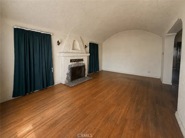 2211 W 79th Street, Inglewood, California 90305