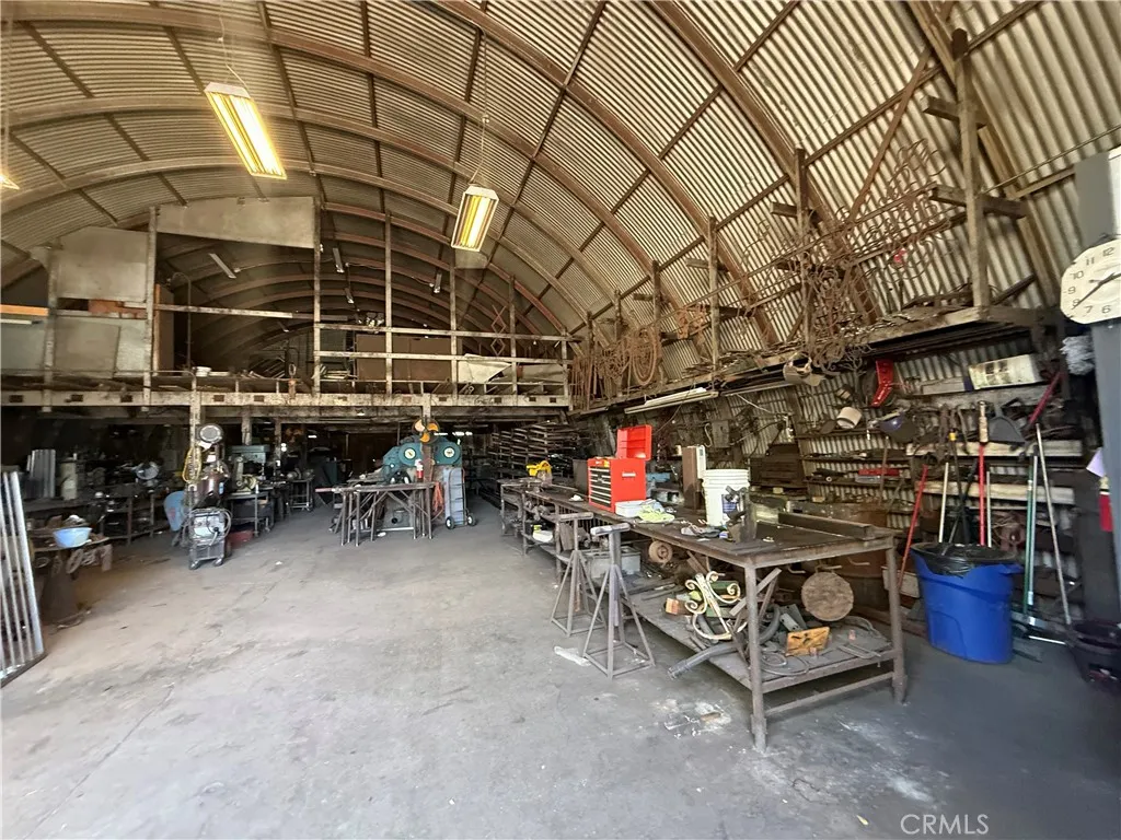 142 E Pomona, Monrovia, California 91016 — photo 5
