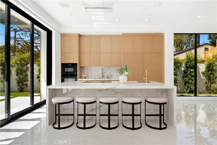4209 Elmer, Los Angeles, California 91602