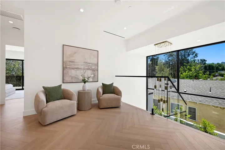 4209 Elmer, Los Angeles, California 91602