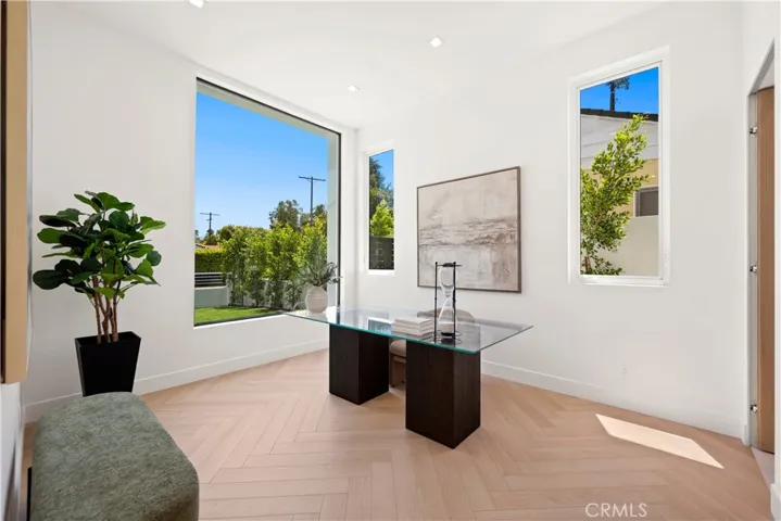 4209 Elmer, Los Angeles, California 91602