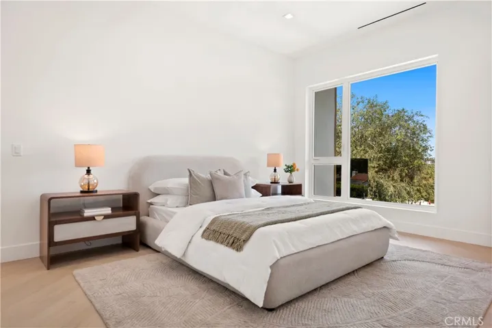 4209 Elmer, Los Angeles, California 91602