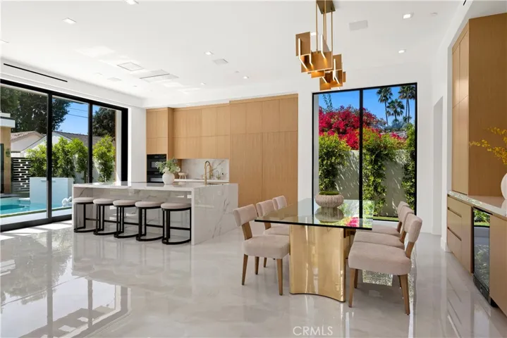 4209 Elmer, Los Angeles, California 91602