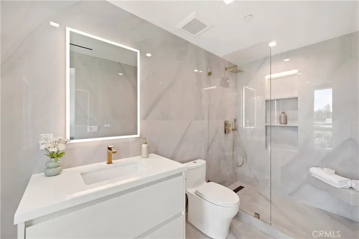 4209 Elmer, Los Angeles, California 91602