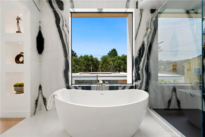 4209 Elmer, Los Angeles, California 91602