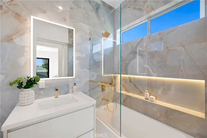 4209 Elmer, Los Angeles, California 91602