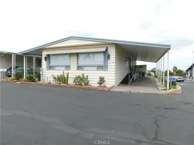 12582 2nd Street 32, Yucaipa, California 92399