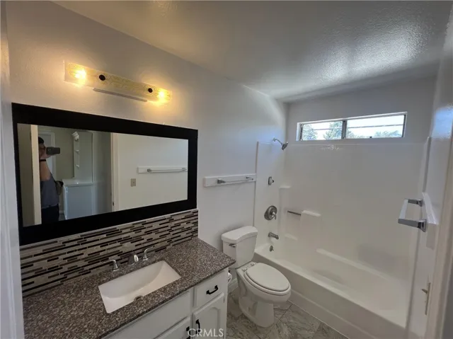 1077 E 71st Way, Long Beach, California 90805