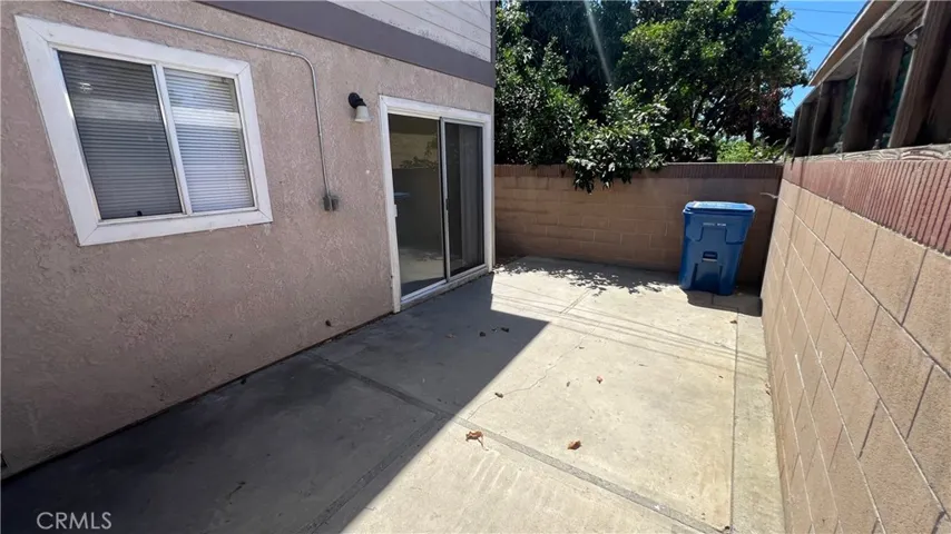 1077 E 71st Way, Long Beach, California 90805