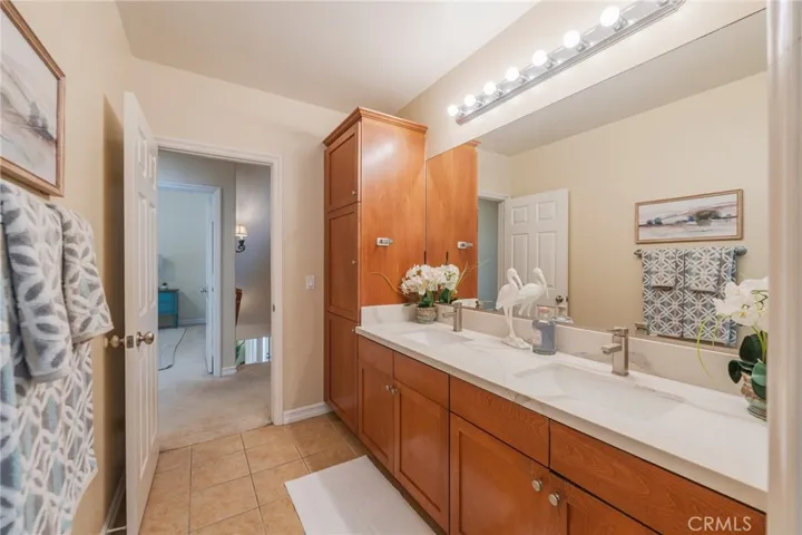 Bathroom 2 - on 2nd floor