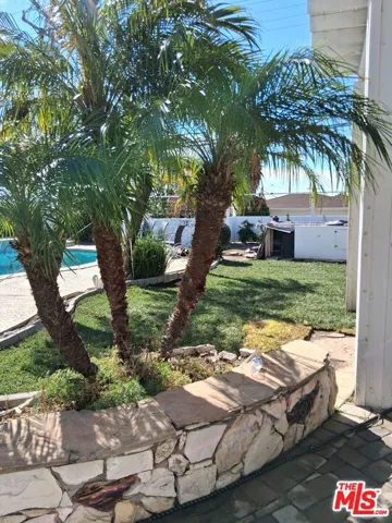 5424 S Sherbourne Drive, Los Angeles, California 90056