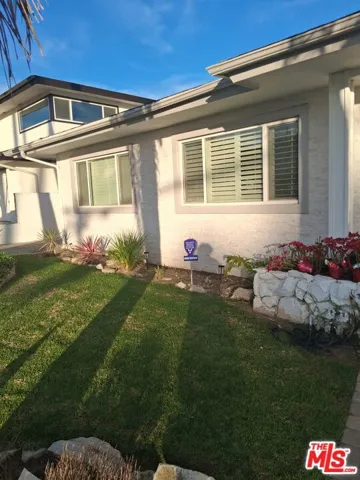 5424 S Sherbourne Drive, Los Angeles, California 90056