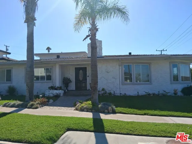 5424 S Sherbourne Drive, Los Angeles, California 90056