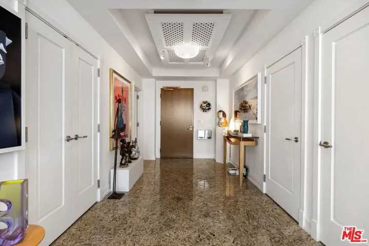900 W Olympic Boulevard 46g, Los Angeles, California 90015