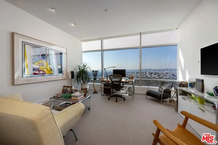 900 W Olympic Boulevard 46g, Los Angeles, California 90015