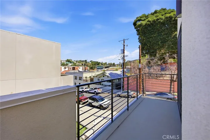 2160 Clifford, Los Angeles, California 90026