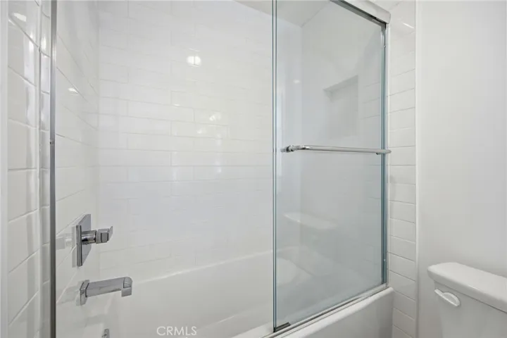 2160 Clifford, Los Angeles, California 90026