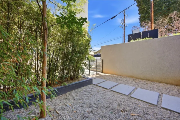 2160 Clifford, Los Angeles, California 90026
