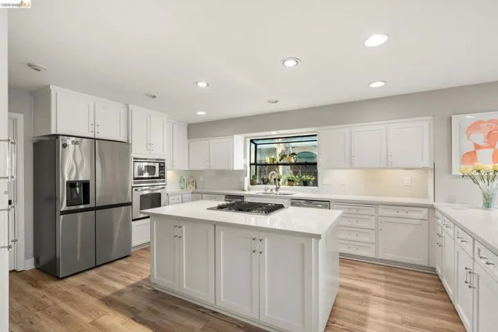 2293 Reef Ct, Discovery Bay, California 94505