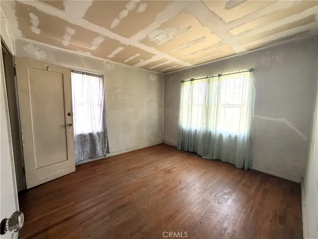 2211 W 79th Street, Inglewood, California 90305