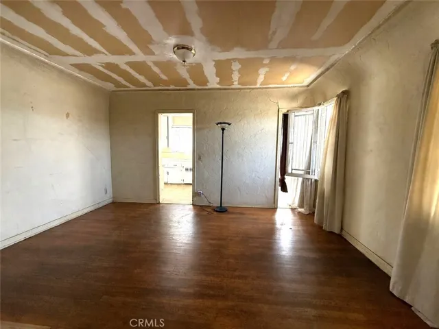 2211 W 79th Street, Inglewood, California 90305
