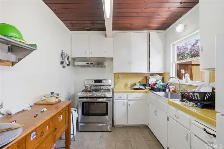509 W Bunny, Santa Maria, California 93458