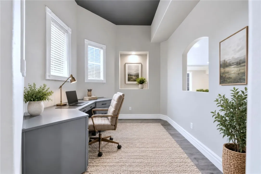 Office loft (Ai staging)