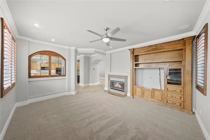 33352 Barrington, Temecula, California 92592