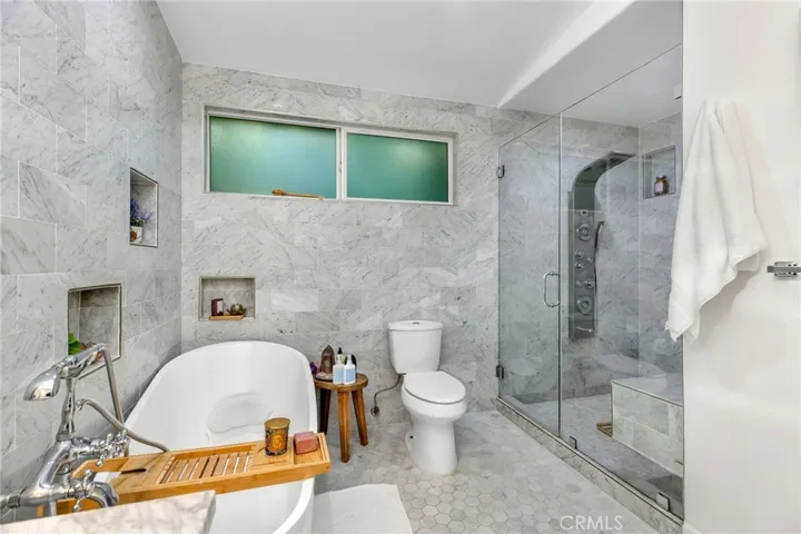11645 Woodbridge Street, Studio City, California 91604