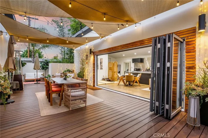 11645 Woodbridge Street, Studio City, California 91604