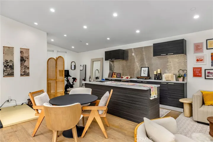 11645 Woodbridge Street, Studio City, California 91604