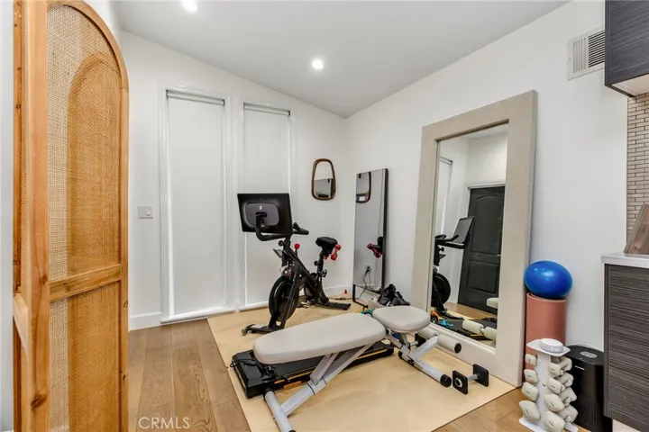 11645 Woodbridge Street, Studio City, California 91604