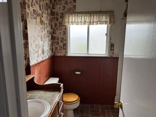 144 Viewmont Ave, Vallejo, California 94550