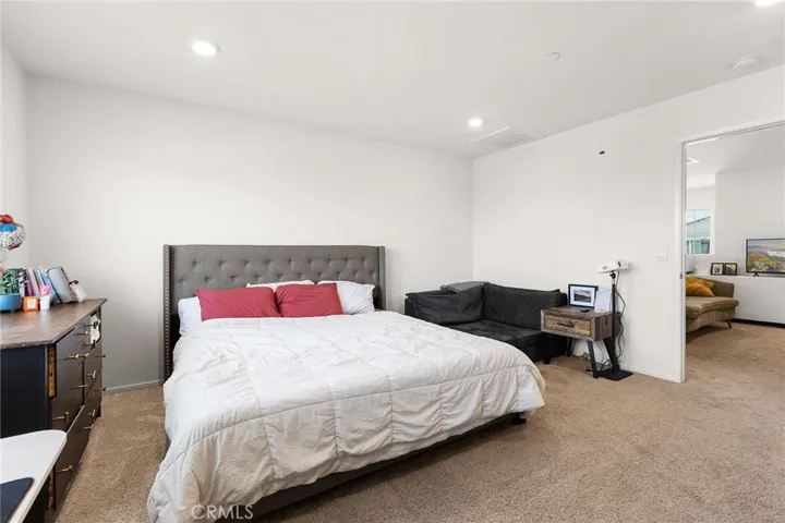 30851 Le Baron Court, Winchester, California 92596