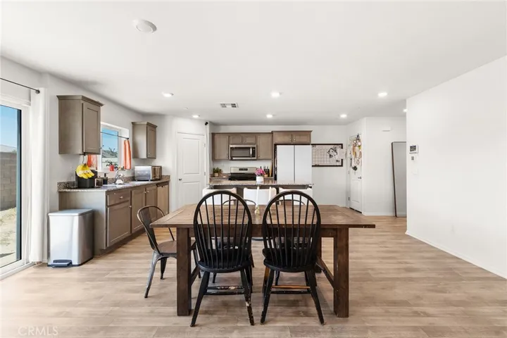 30851 Le Baron Court, Winchester, California 92596