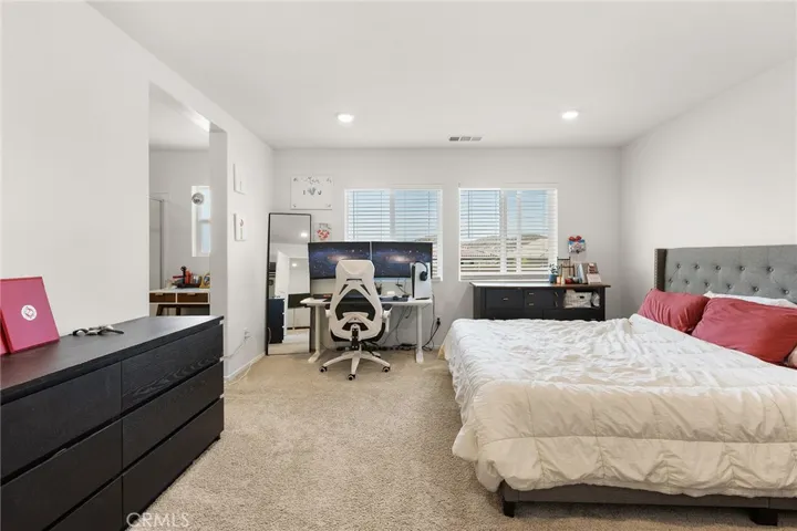 30851 Le Baron Court, Winchester, California 92596