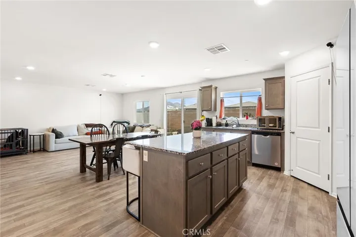 30851 Le Baron Court, Winchester, California 92596