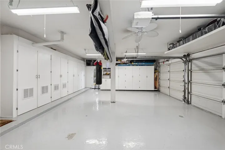 3 Car Garage