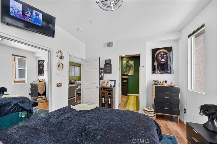 11916 Manzanilla Lane, Los Angeles, California 90047