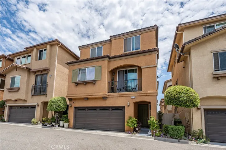 11916 Manzanilla Lane, Los Angeles, California 90047