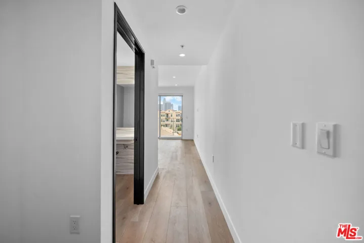 957 Figueroa Terrace 307, Los Angeles, California 90012