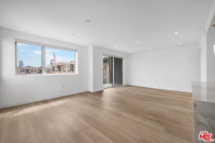957 Figueroa Terrace 307, Los Angeles, California 90012
