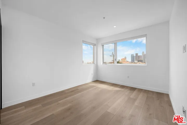 957 Figueroa Terrace 307, Los Angeles, California 90012