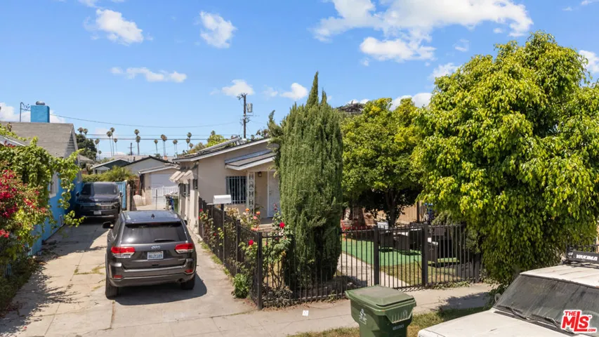 3793 Cimarron Street, Los Angeles, California 90018