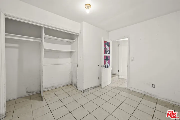 3793 Cimarron Street, Los Angeles, California 90018