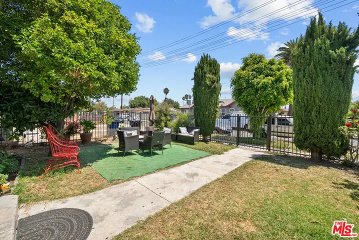 3793 Cimarron Street, Los Angeles, California 90018