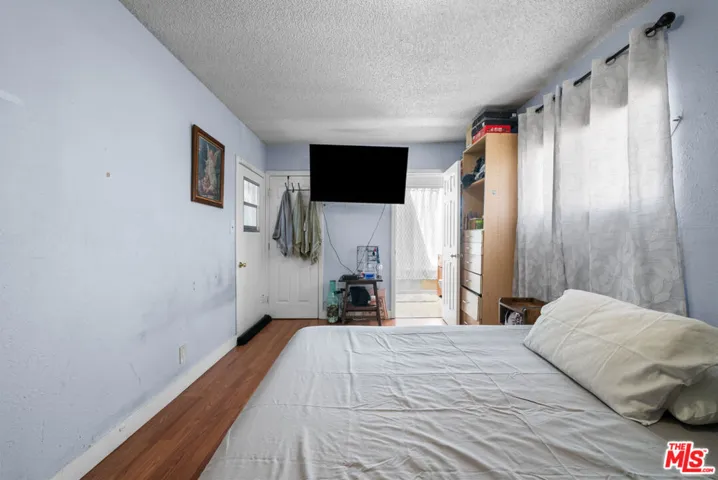 3793 Cimarron Street, Los Angeles, California 90018