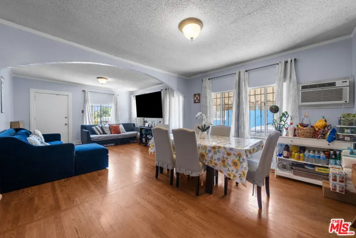 3793 Cimarron Street, Los Angeles, California 90018